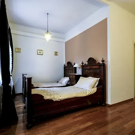 Couette-café Albori *